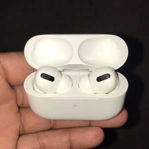 AIR PODS PROS